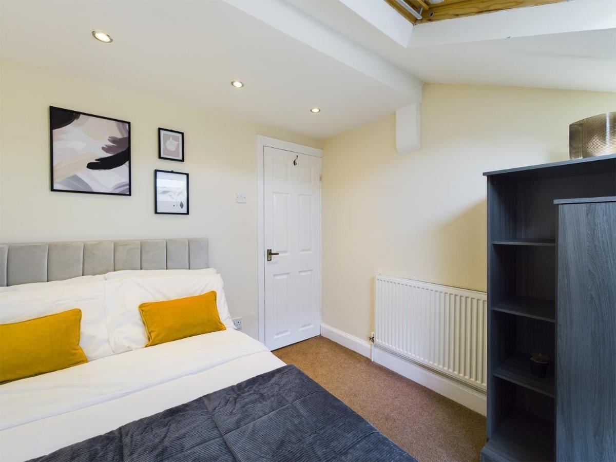 Modern 5 Bedroom House Near Lark Lane Liverpool Zewnętrze zdjęcie