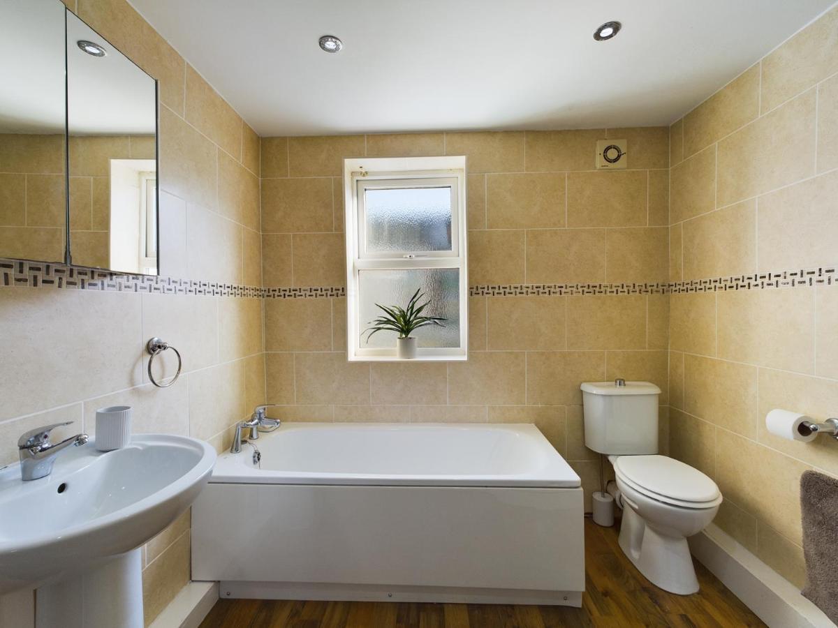 Modern 5 Bedroom House Near Lark Lane Liverpool Zewnętrze zdjęcie